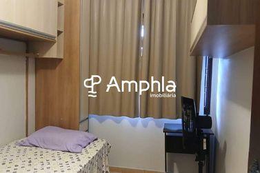 Sobrado &agrave; venda - 250m&sup2; - Recanto Tropical