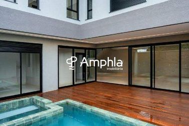 Sobrado &agrave; venda - 301m&sup2; - Country