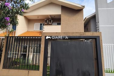 Sobrado para alugar - 147m&sup2; - JARDIM GISELA