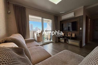 Apartamento &agrave; venda - 104m&sup2; - Centro
