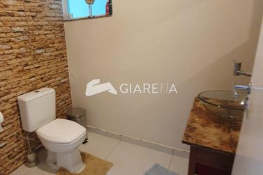 Sobrado &agrave; venda - 240m&sup2; - JARDIM PARIZOTTO