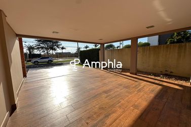 Sobrado &agrave; venda - 388m&sup2; - Santa Cruz