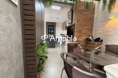 Sobrado &agrave; venda - 122m&sup2; - Regi&atilde;o do Lago