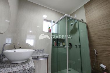 Sobrado &agrave; venda - 225m&sup2; - CENTRO
