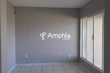 Casa &agrave; venda - 200m&sup2; - Centro