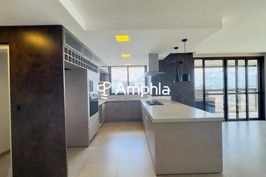 Apartamento &agrave; venda - 167m&sup2; - Centro