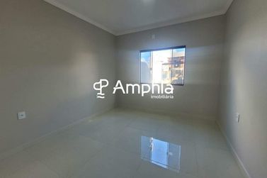 Casa &agrave; venda - 52m&sup2; - Esmeralda