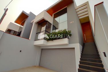 Sobrado &agrave; venda - 165m&sup2; - CENTRO