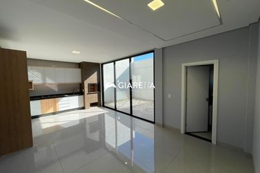 Sobrado &agrave; venda - 130m&sup2; - JARDIM PANCERA
