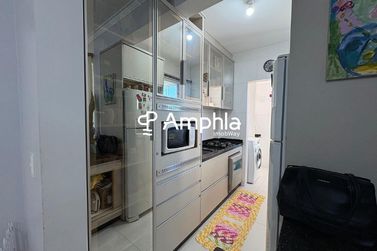 Apartamento &agrave; venda - 85m&sup2; - Centro