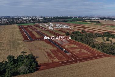 Terreno &agrave; venda - 200m&sup2; - CRISTO REI