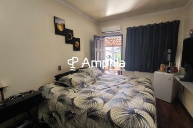 Sobrado &agrave; venda - 345m&sup2; - Recanto Tropical