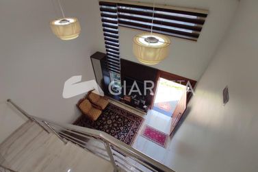 Sobrado &agrave; venda - 209m&sup2; - JARDIM PANCERA