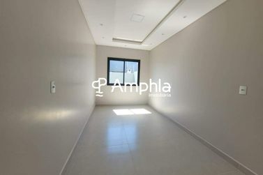 Casa &agrave; venda - 70m&sup2; - Esmeralda