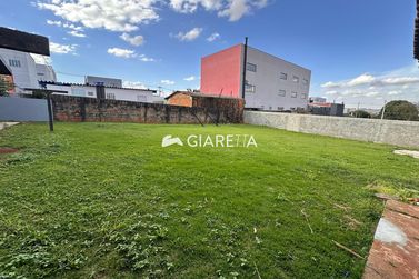 Casa &agrave; venda - 300m&sup2; - CENTRO