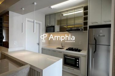 Apartamento &agrave; venda - 74m&sup2; - Centro
