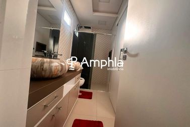 Apartamento &agrave; venda - 250m&sup2; - Centro