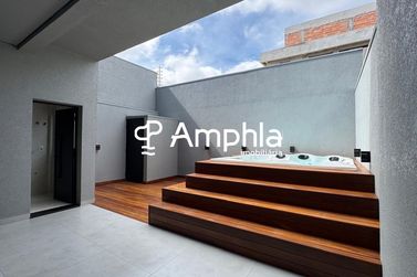 Sobrado &agrave; venda - 180m&sup2; - Recanto Tropical