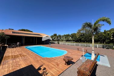 Ch&aacute;cara para alugar - 194m&sup2; - ZONA RURAL