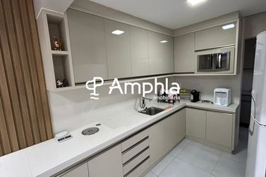 Apartamento &agrave; venda - 110m&sup2; - Centro