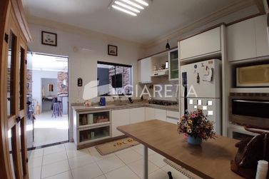 Sobrado &agrave; venda - 135m&sup2; - CENTRO
