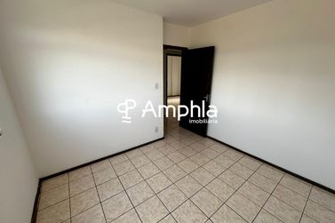 Apartamento &agrave; venda - 74m&sup2; - Centro