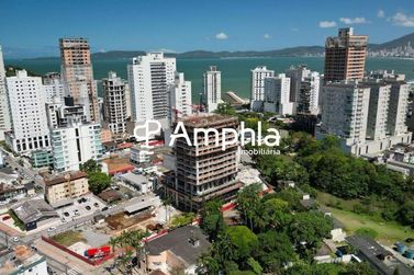 Apartamento &agrave; venda - 134m&sup2; - Centro