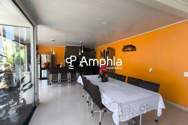 Sobrado &agrave; venda - 345m&sup2; - Recanto Tropical