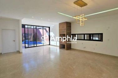 Casa &agrave; venda - 215m&sup2; - Vila Industrial