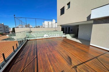 Apartamento para alugar - 109m&sup2; - CENTRO