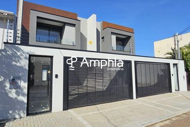 Sobrado &agrave; venda - 231m&sup2; - Maria Luiza