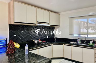 Sobrado &agrave; venda - 246m&sup2; - Siena