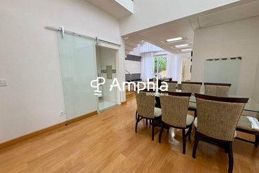 Casa &agrave; venda - 300m&sup2; - FAG