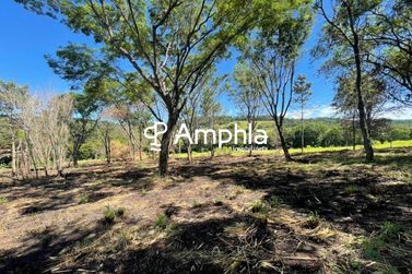 Ch&aacute;cara &agrave; venda - 4000m&sup2; - Centro