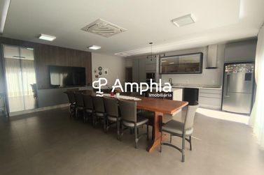 Casa &agrave; venda - 270m&sup2; - Cancelli