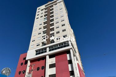 Apartamento &agrave; venda - 60m&sup2; - Centro