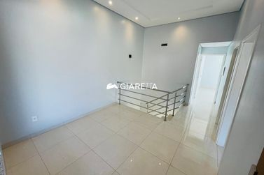 Sobrado para alugar - 115m&sup2; - JARDIM PARIZOTTO
