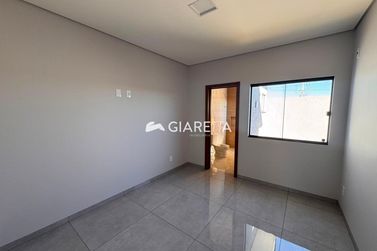 Casa &agrave; venda - 70m&sup2; - JARDIM PINHEIRINHO