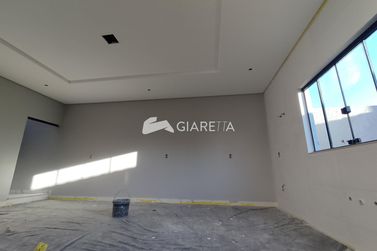 Casa &agrave; venda - 206m&sup2; - JARDIM GISELA