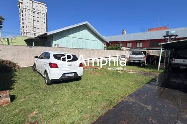 Terreno &agrave; venda - 385m&sup2; - Centro