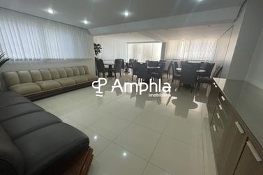Apartamento &agrave; venda - 259m&sup2; - Centro