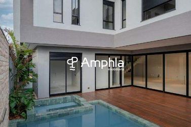 Sobrado &agrave; venda - 301m&sup2; - Country