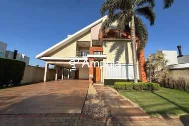 Sobrado &agrave; venda - 388m&sup2; - Santa Cruz