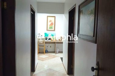 Sobrado &agrave; venda - 250m&sup2; - Recanto Tropical