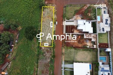 Terreno &agrave; venda - 750m&sup2; - Centro