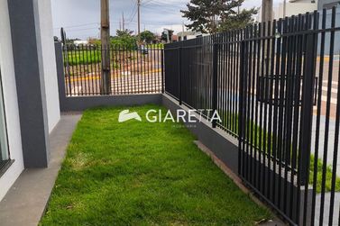 Casa &agrave; venda - 62m&sup2; - JARDIM PINHEIRINHO