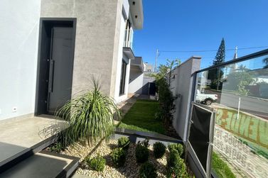 Sobrado &agrave; venda - 200m&sup2; - Maria Luiza