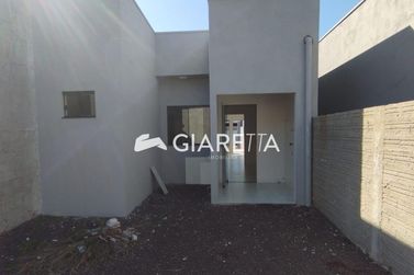 Casa para alugar - 60m&sup2; - JARDIM BRESSAN