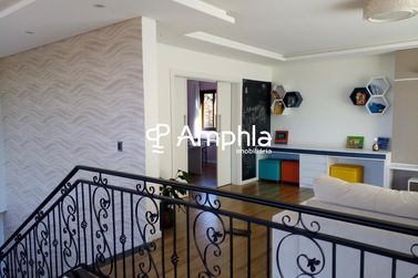 Sobrado &agrave; venda - 630m&sup2; - Regi&atilde;o do Lago