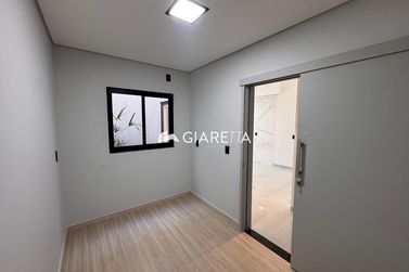 Casa &agrave; venda - 100m&sup2; - JARDIM PARIZOTTO